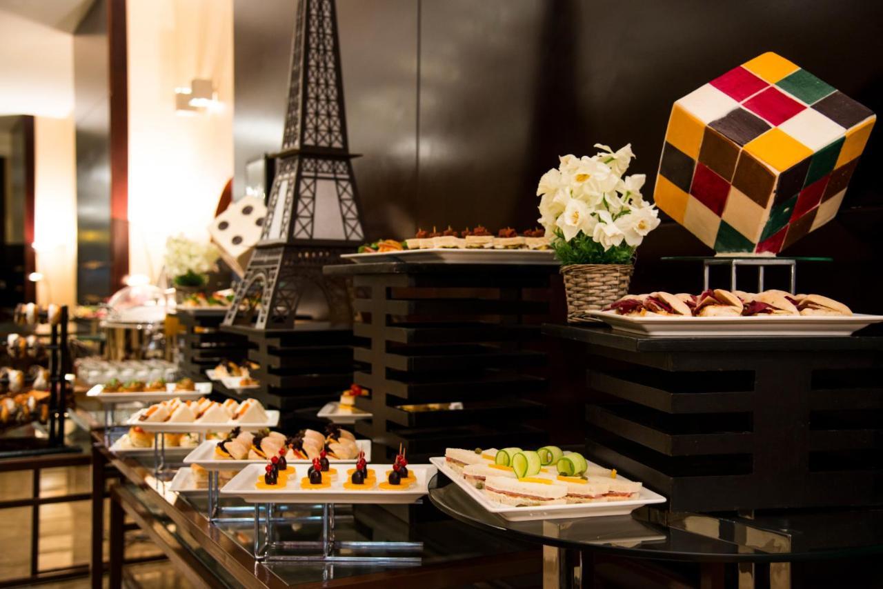 City Seasons Hotel & Suites 무스카트 외부 사진
