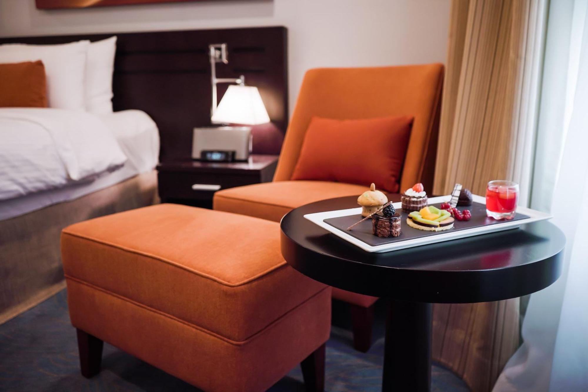 City Seasons Hotel & Suites 무스카트 객실 사진