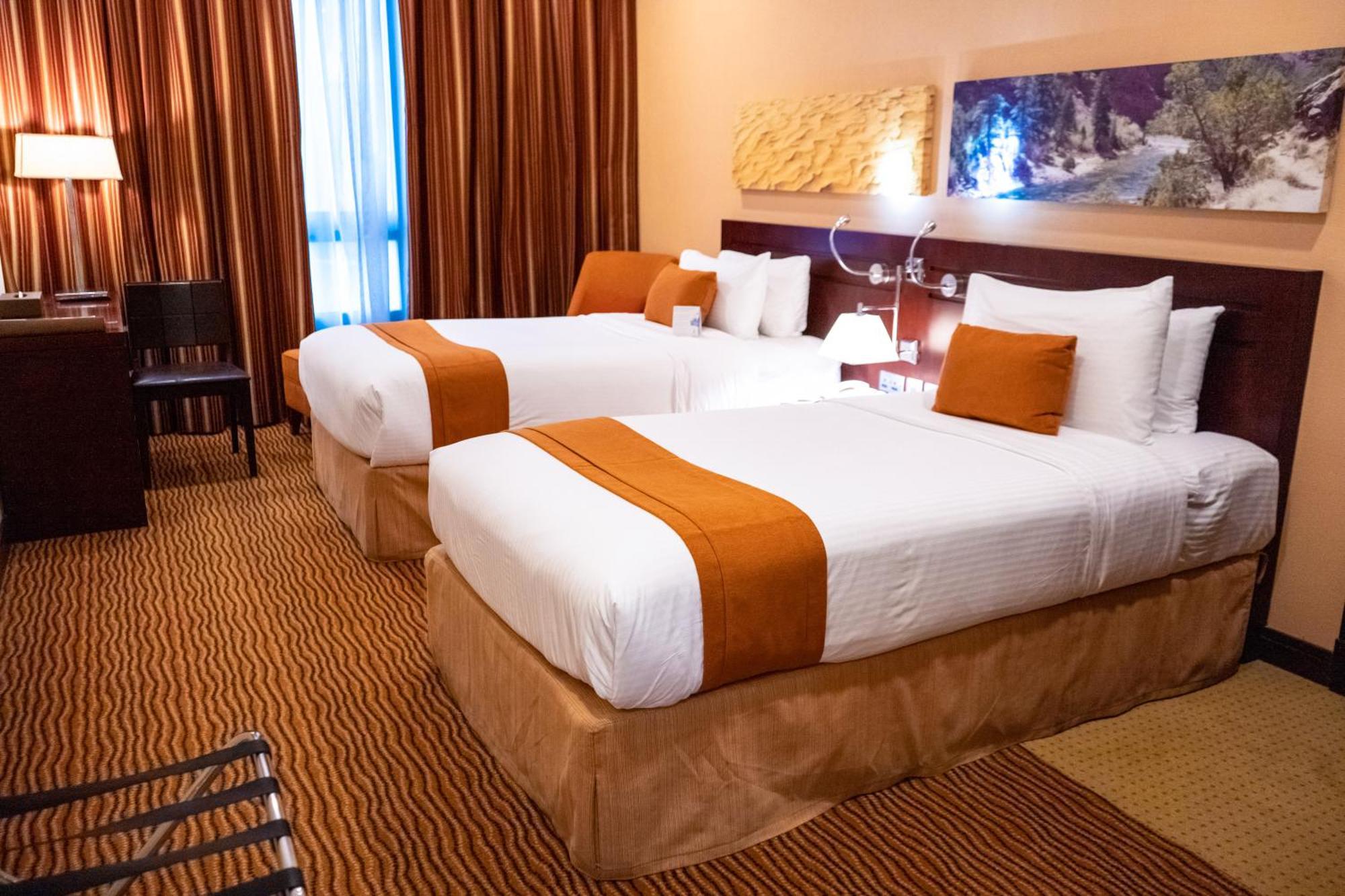 City Seasons Hotel & Suites 무스카트 객실 사진