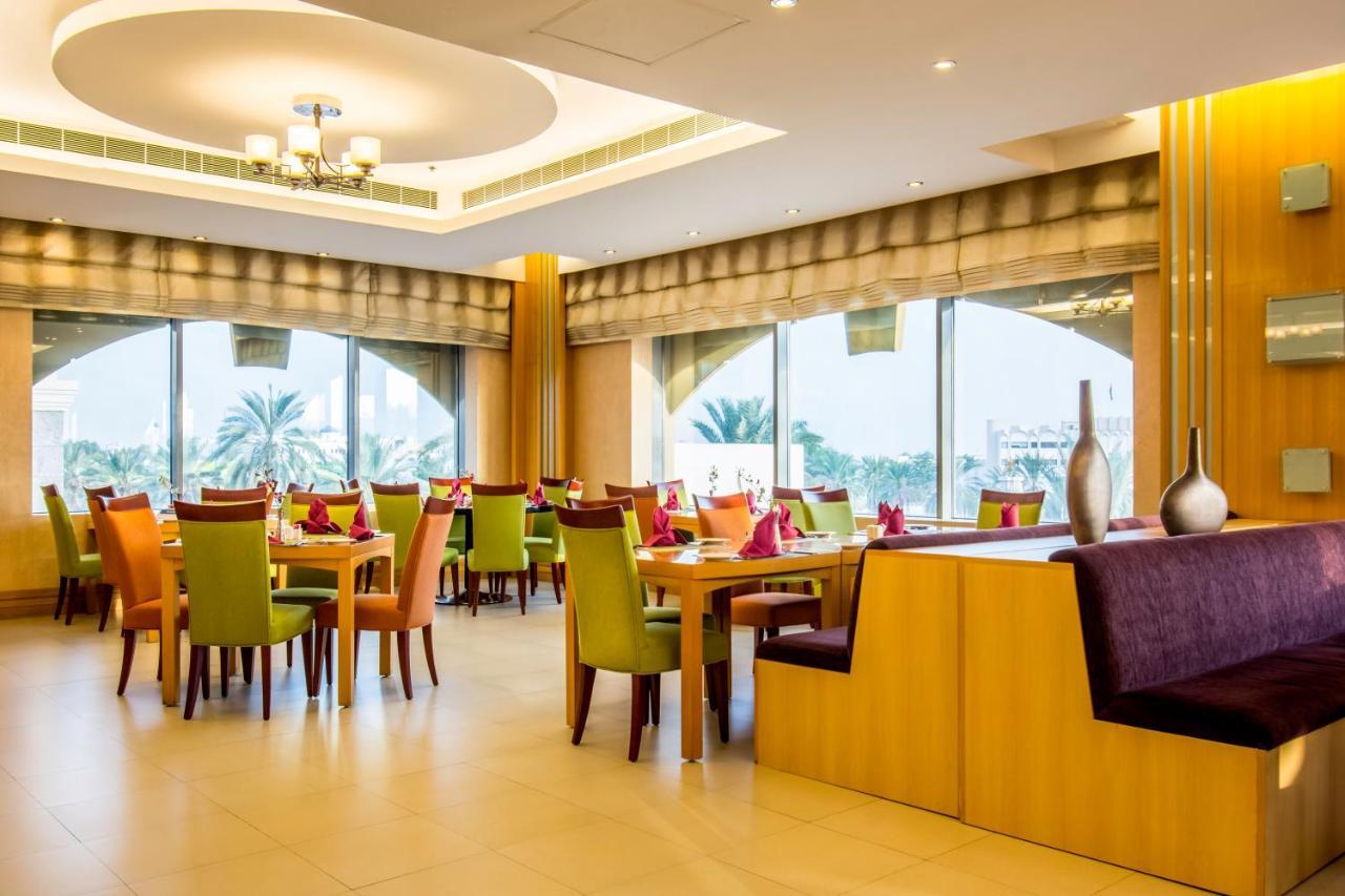 City Seasons Hotel & Suites 무스카트 외부 사진